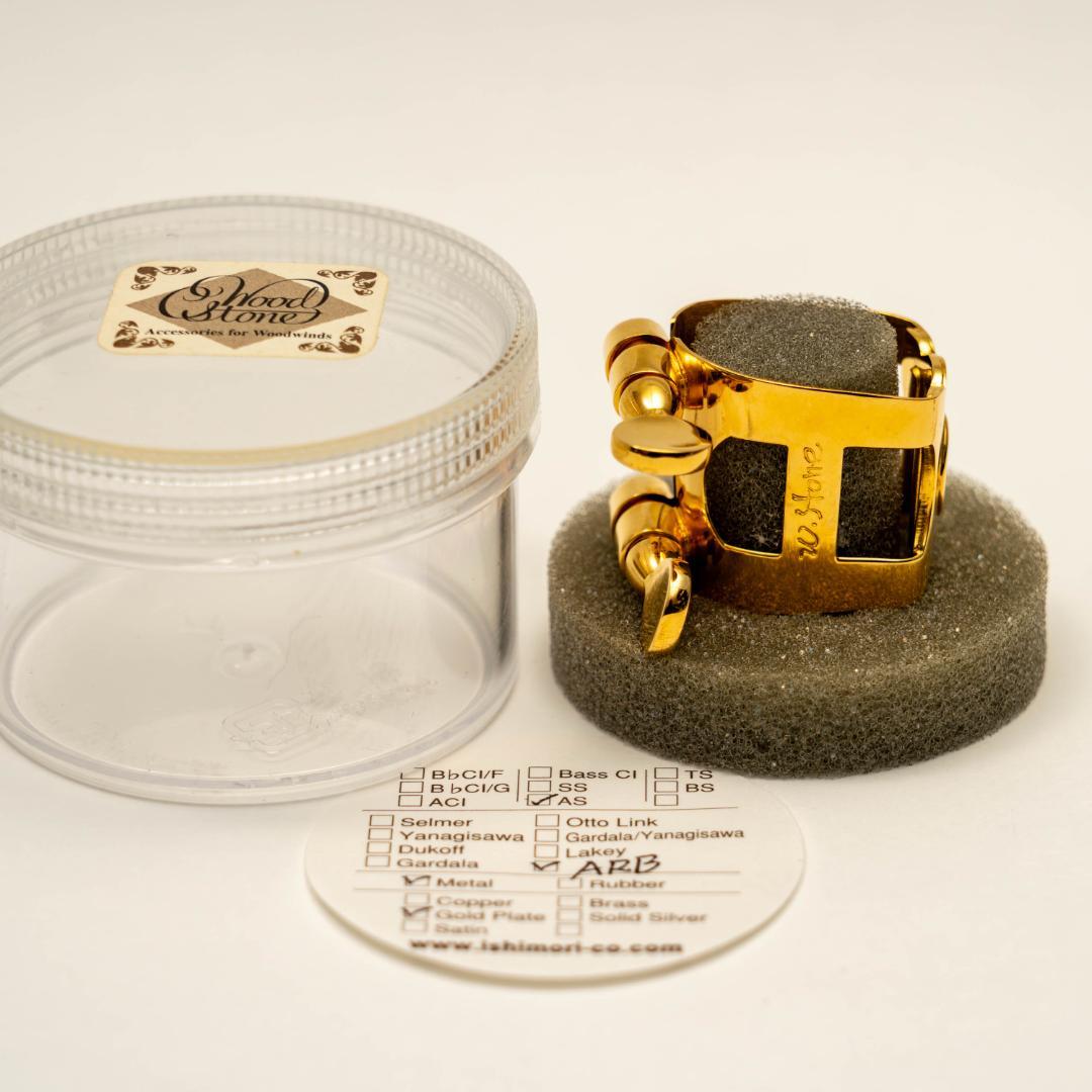 ウッドストーン(Woodstone) 金メッキ アルトサックスリガチャー ARB