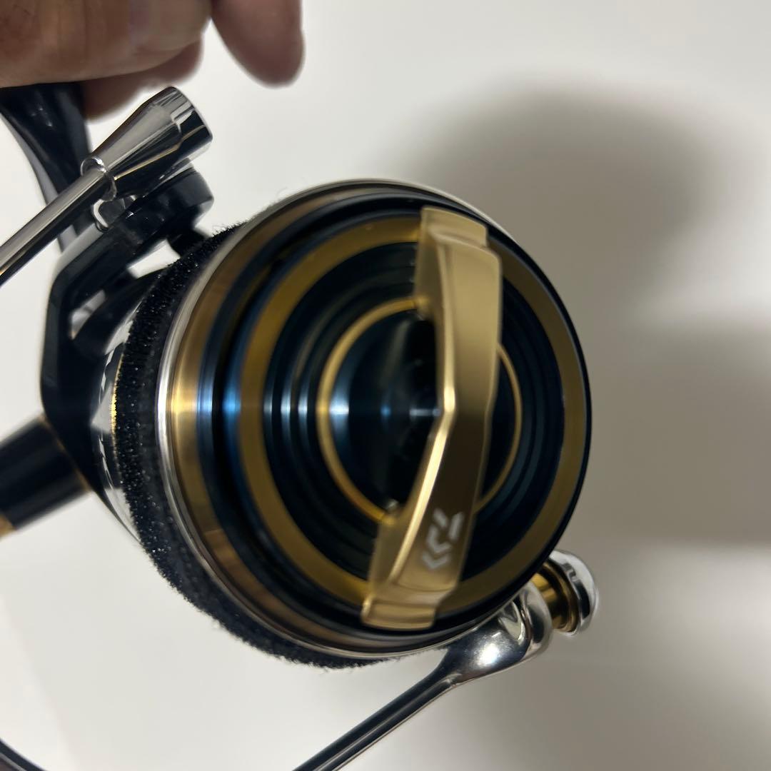 超お得❣️20SALTIGA 8000-Hスピニングリール❗️値下げします❗️