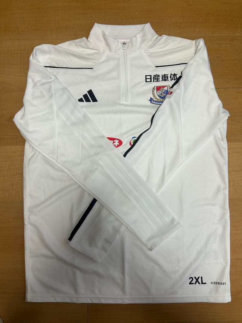 横浜Fマリノストレーニングウェア　2XL 新品