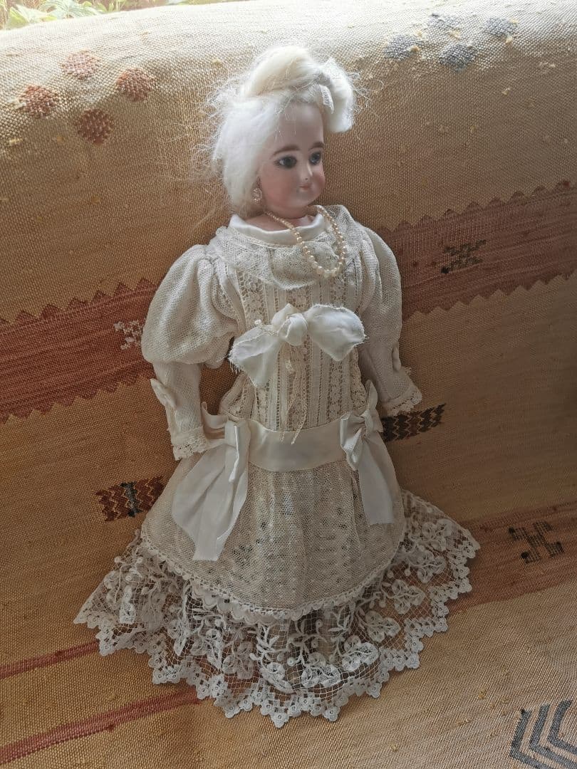 アンティークフランス ジュモー プラチナブロンド美しいビスクドール レースドレス