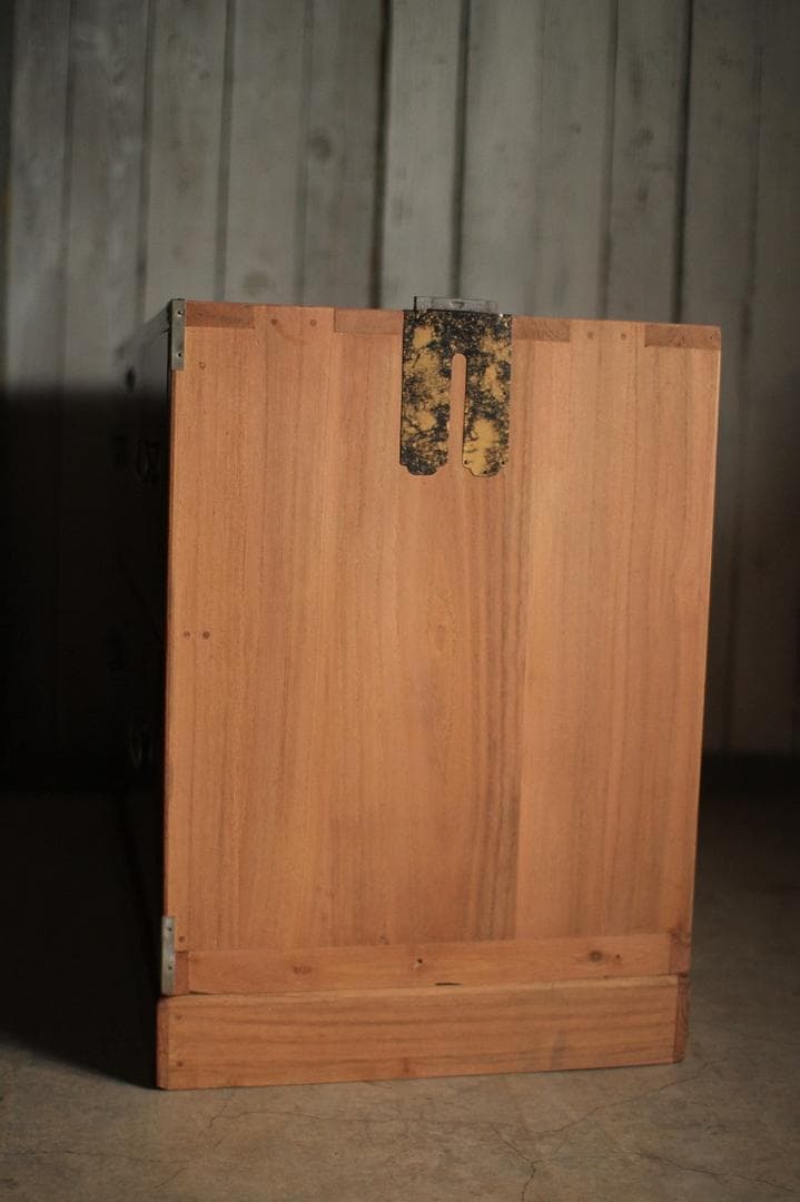 綺麗な前欅の箪笥　2段　引き出し　タンス　収納　古家具　古民家　時代家具