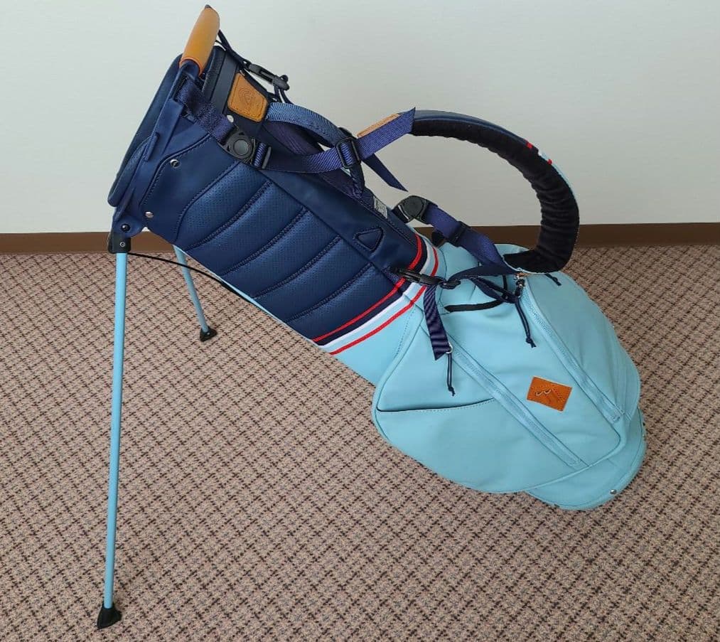 サンマウンテン　スタンド式軽量ゴルフバッグ 4分割