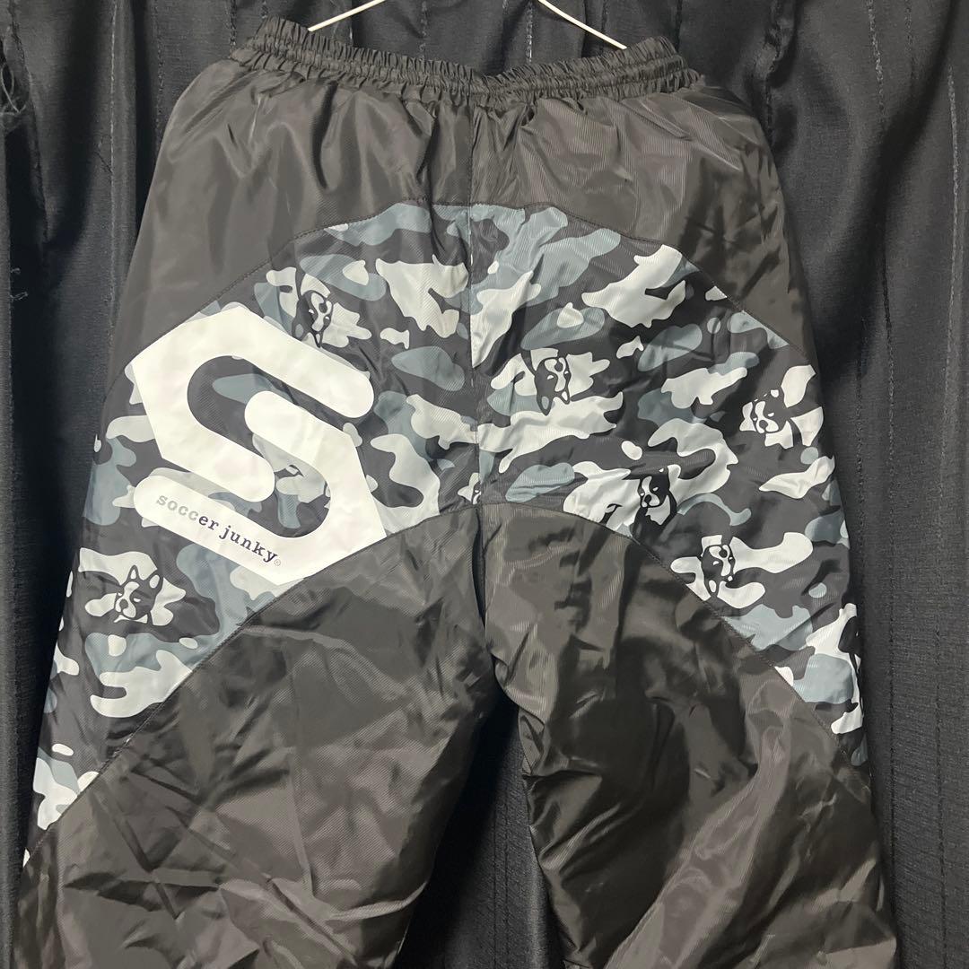 横浜FC 中綿　迷彩柄ウィンドブレーカー