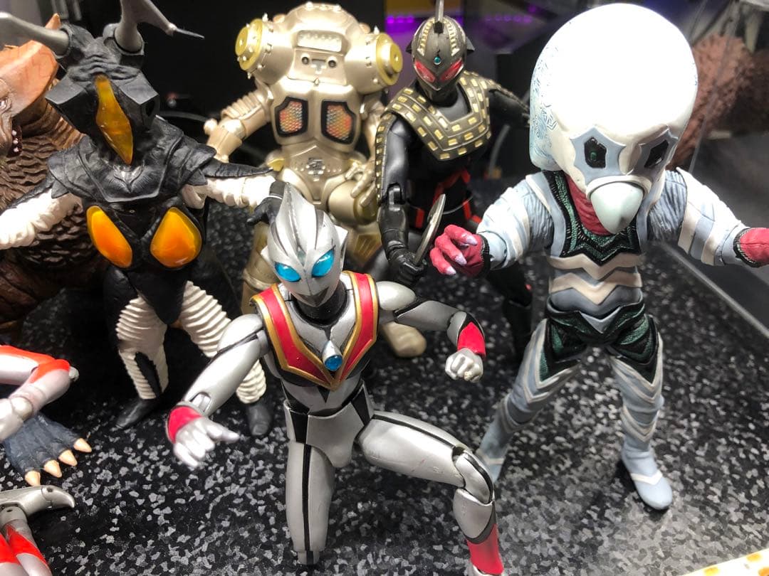 S.H.Figuarts 怪獣9体セット