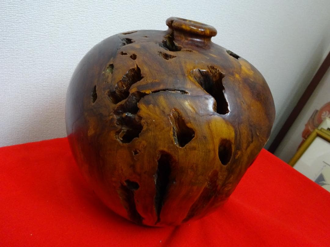 稀少　屋久杉　銘木　壺　花器　泡瘤　虎杢　泡杢　伝統工芸　美術品　骨董　世界遺産
