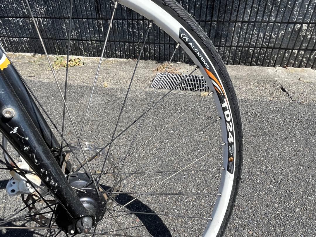 激レア❗️超軽量 mon クロスバイク　値下げです【引取限定】