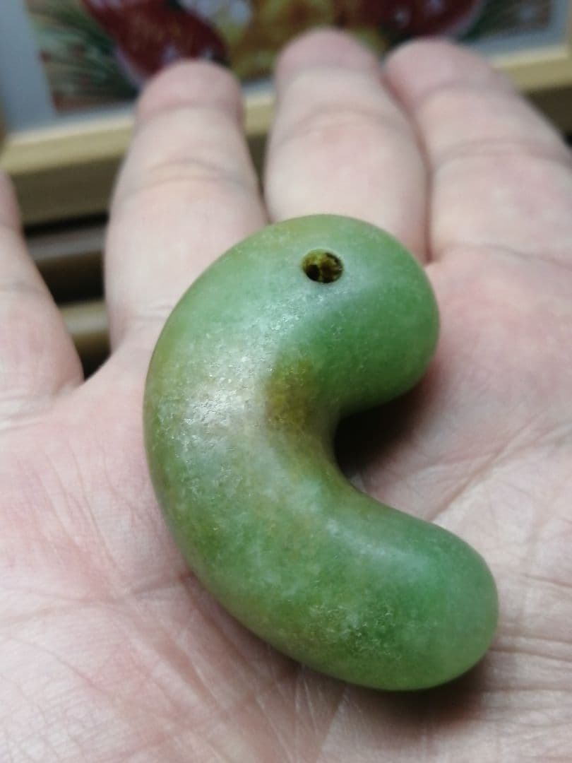 ★古墳期『糸魚川翡翠勾玉』出土品。5.0cm【超琅玕翡翠】最高峰の巨大勾玉です。