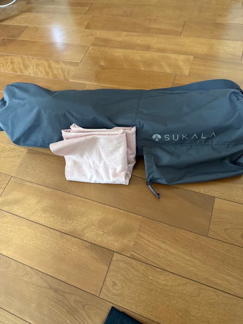 値下げ ヨガウェアセット（タンクトップ・パンツ・マット）シート Lサイズ