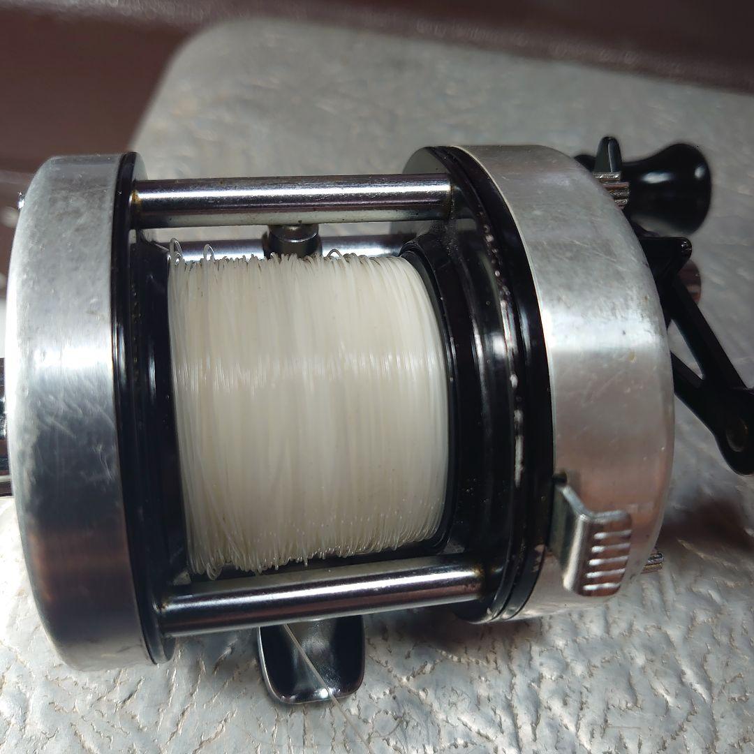 フルーガー Pflueger 2800