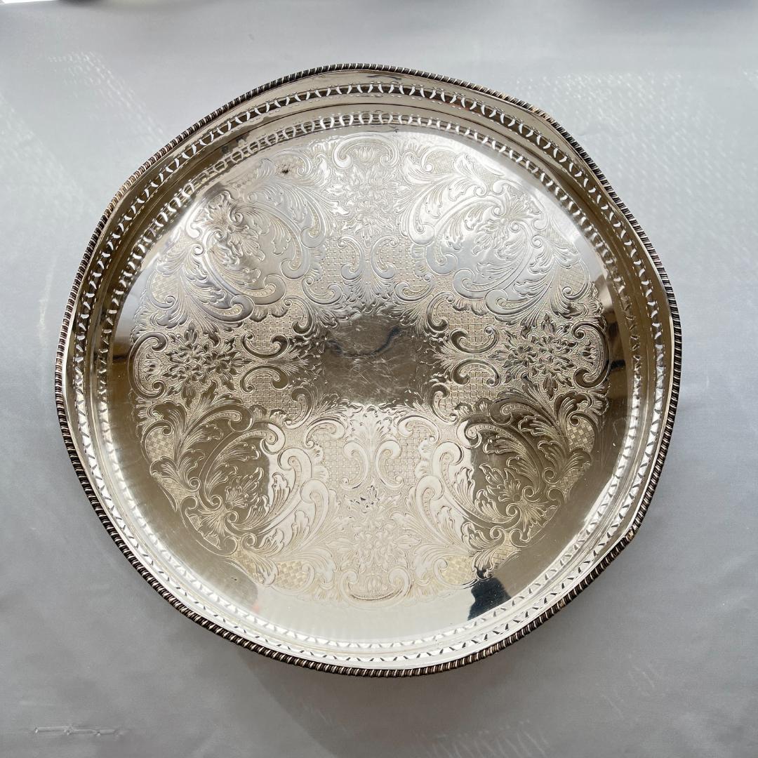 【英国】 透かしのギャラリートレー 41cm　 クロウフット 大盤！！