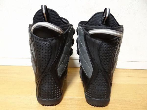 中古 ZUMA スノーボード ブーツ スノボー 24cm