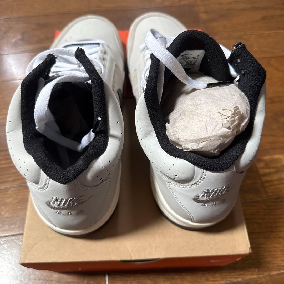 新品　Nike バスケットボールシューズ ホワイト/グレー/ブラック