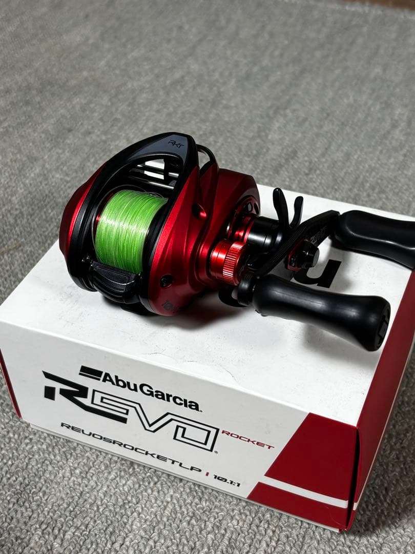 Abu Garcia REVO5 ROCKET LP ベイトリール
