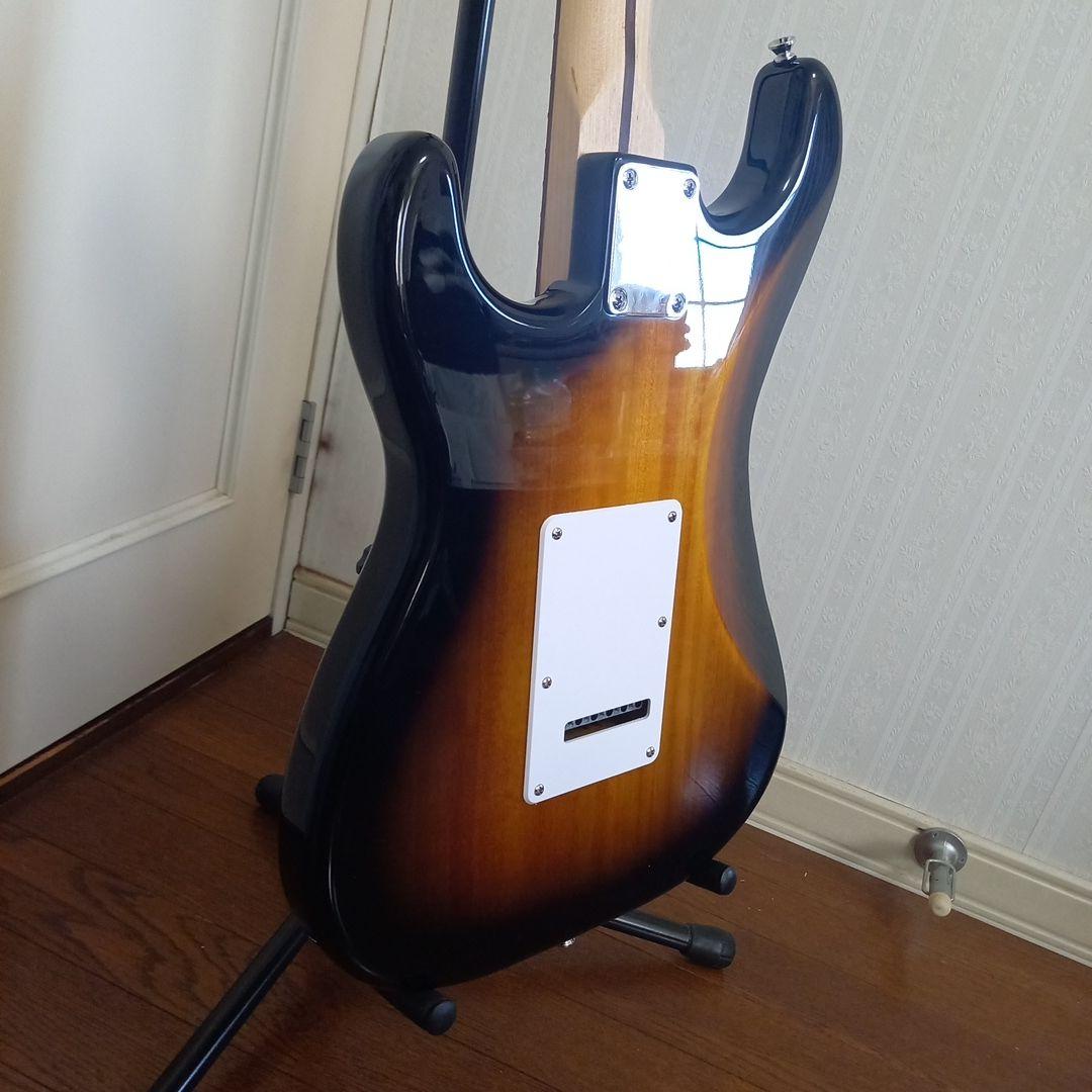 『軽量美品』Squier BY Fender　　BULLET　 STRAT