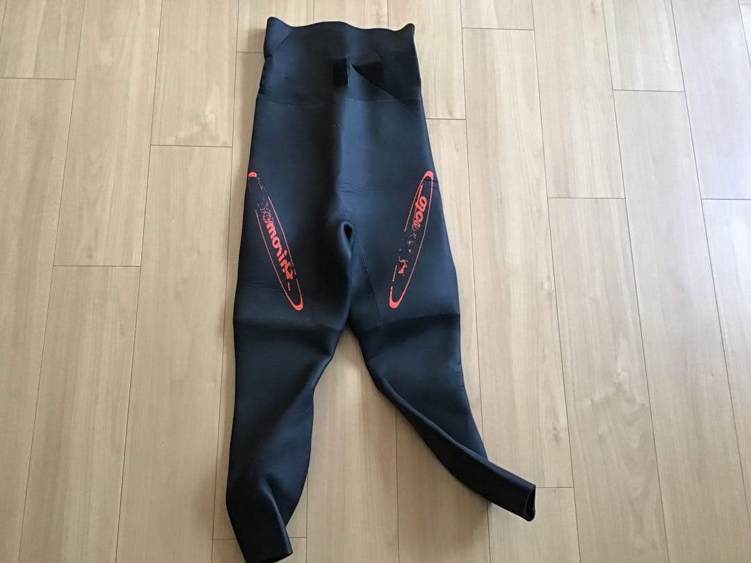 やま　シロモト　ウェットスーツ　ツーピース