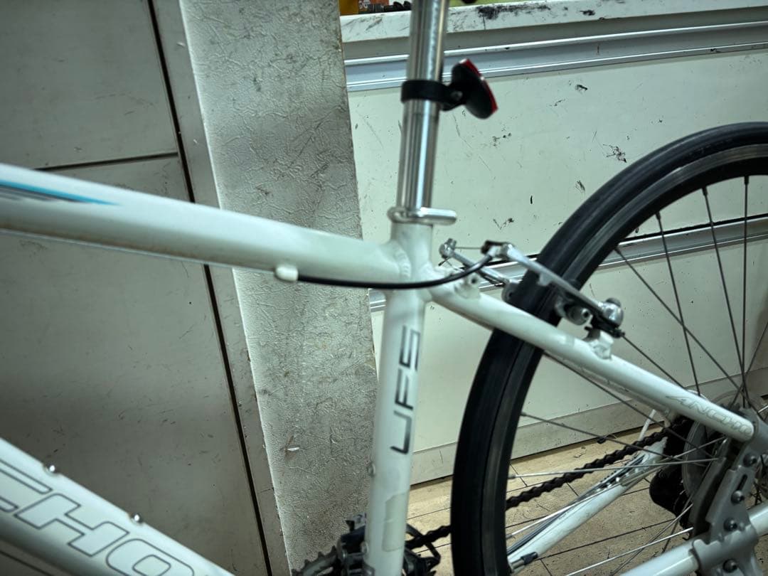 ANCHOR LFS アンカークロスバイク ホワイト 700C