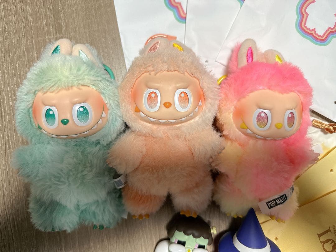 POPMART ラブブ　エナジー　イニシャル　H M Kクライベイビーまとめ売り