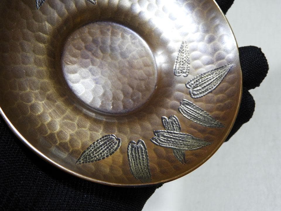 ●玉川堂 笹文 揃い 茶筒 + 茶托五客 鎚起銅 銅製 銅器 黄布 栞 共箱入り