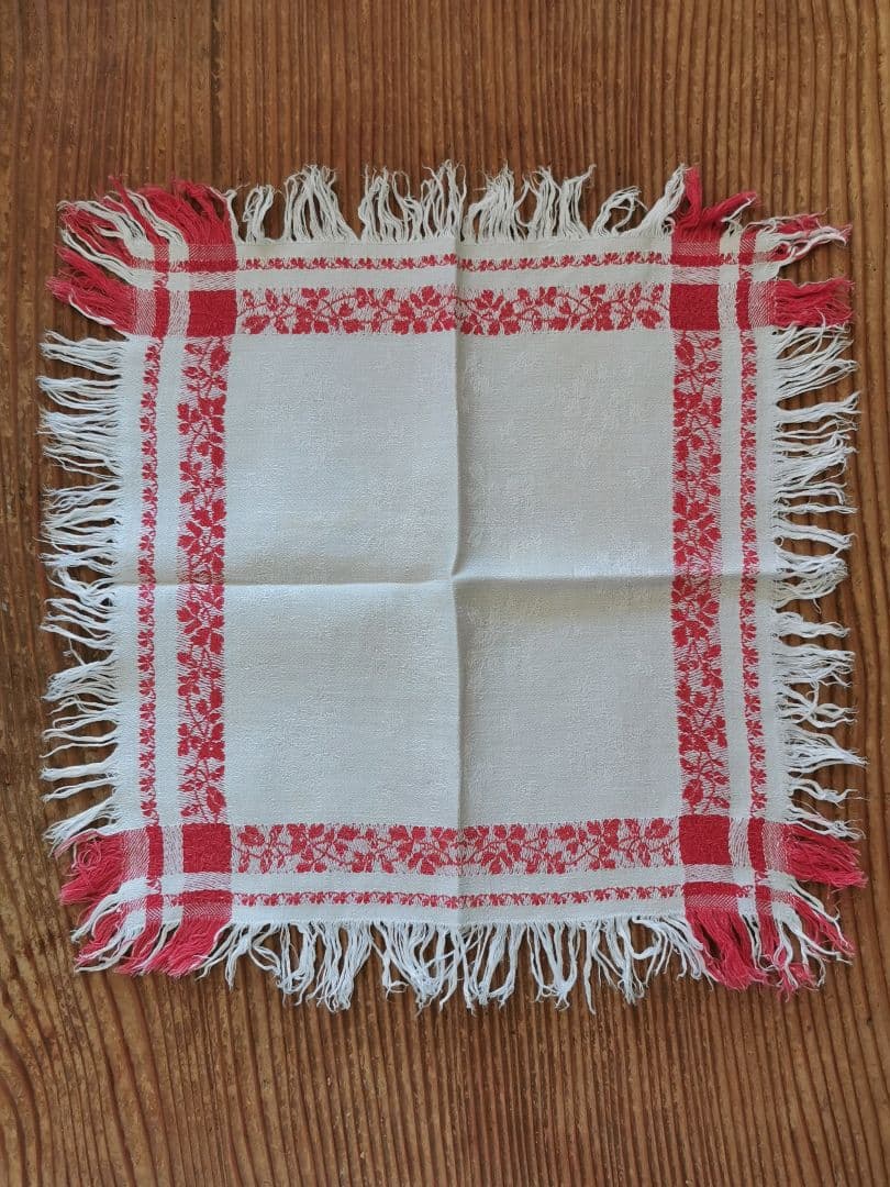 アンティーク フランス ダマスク織レッドリネンクロス 三つ葉のリーフモチーフ