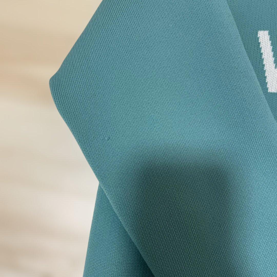 【V TWELVE】メンズゴルフセーター