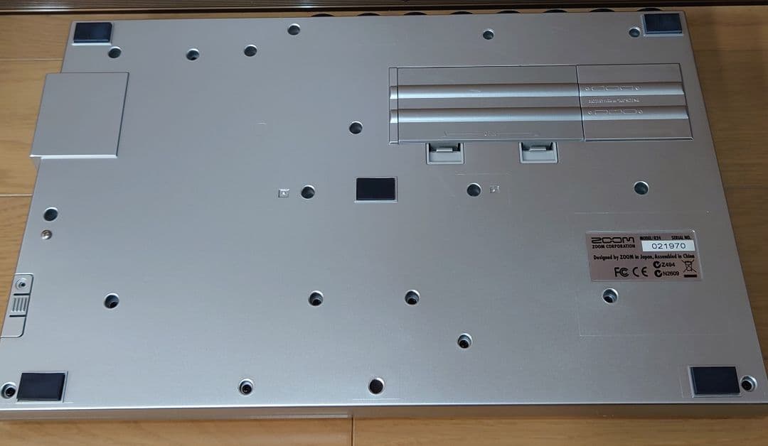 ZOOM ( ズーム ) / R24　マルチトラックレコーダー