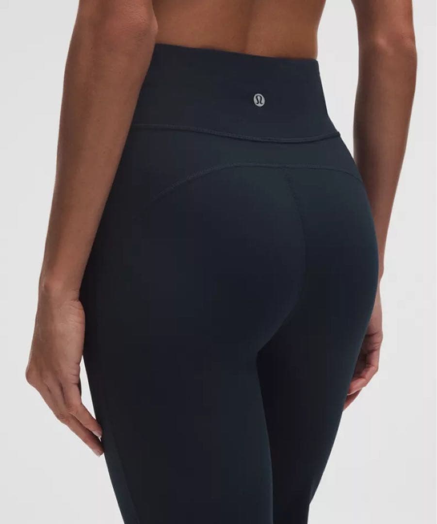 Lululemon ルルレモンGrooveハイライズブーツカットパンツショート