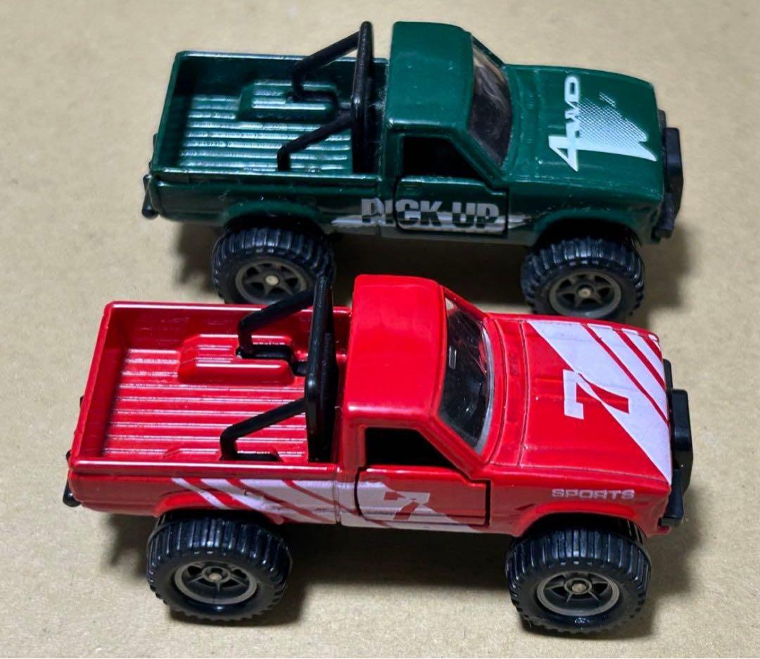 トミカ トヨタ ハイラックス4WD 4台セット