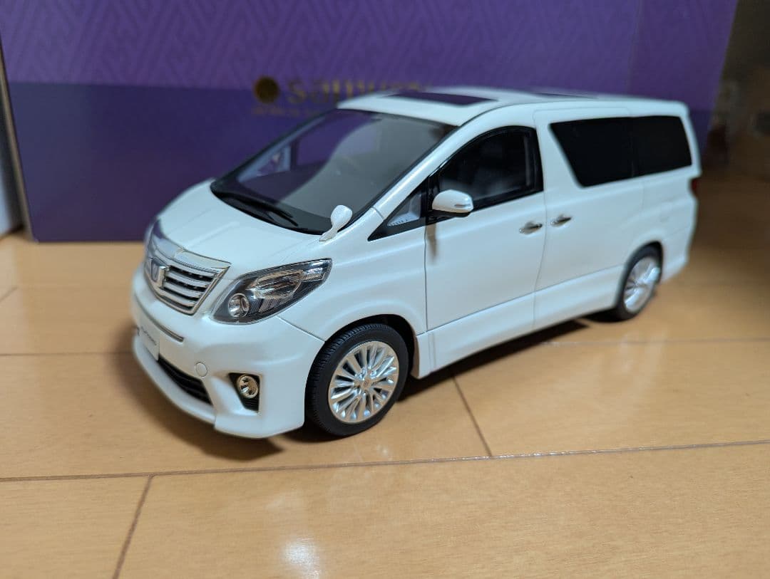 京商　SAMURAI　20アルファード　1/18