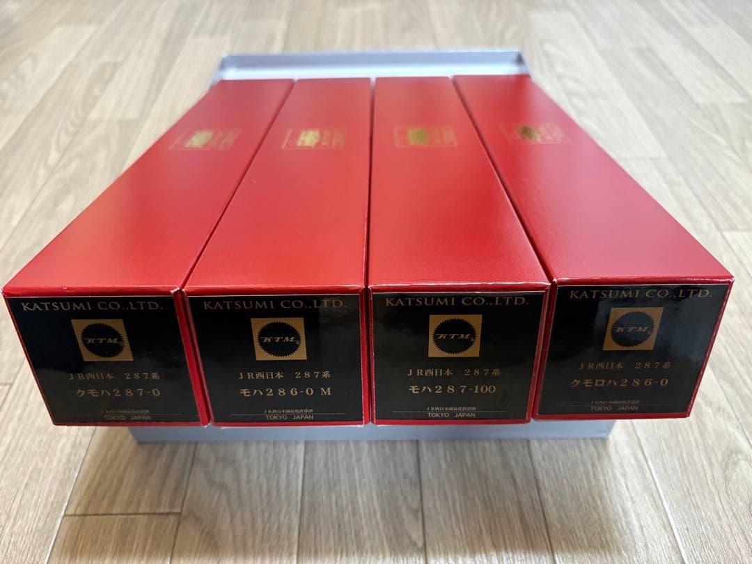 カツミ製JR西日本287系特急型電車