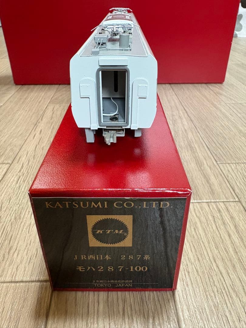 カツミ製JR西日本287系特急型電車