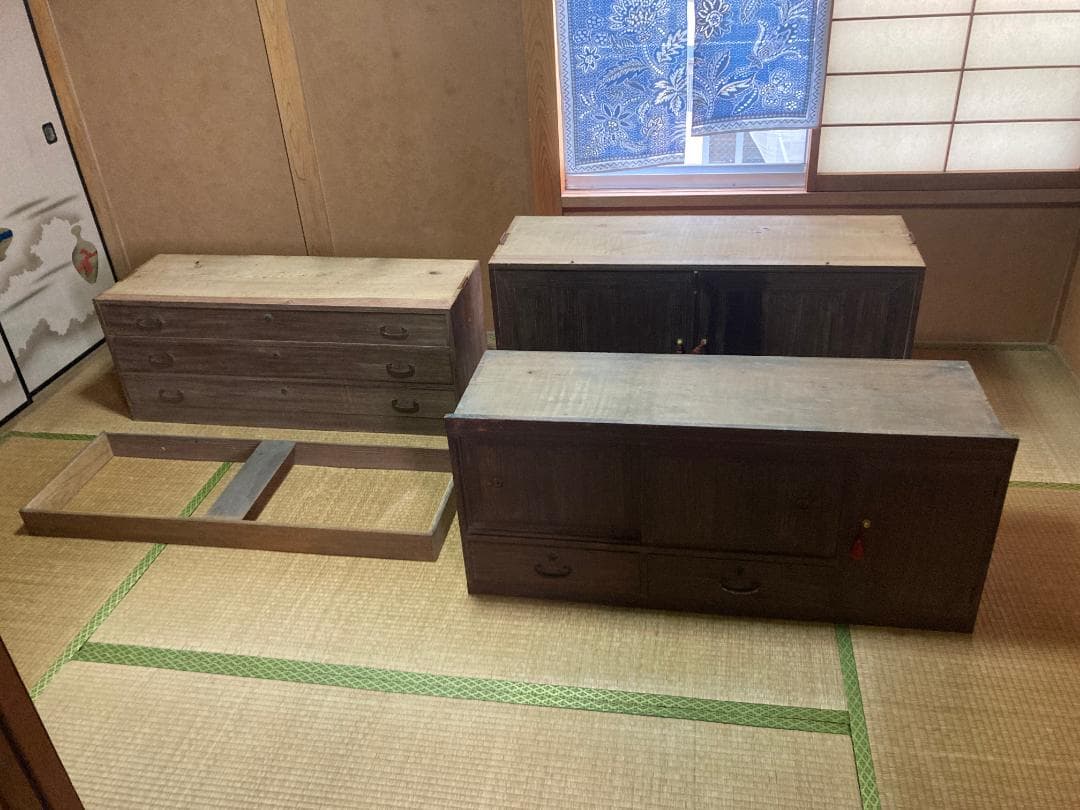 桐箪笥 昭和レトロ アンティーク 時代家具 【お引取りも可 送料分値引きします】