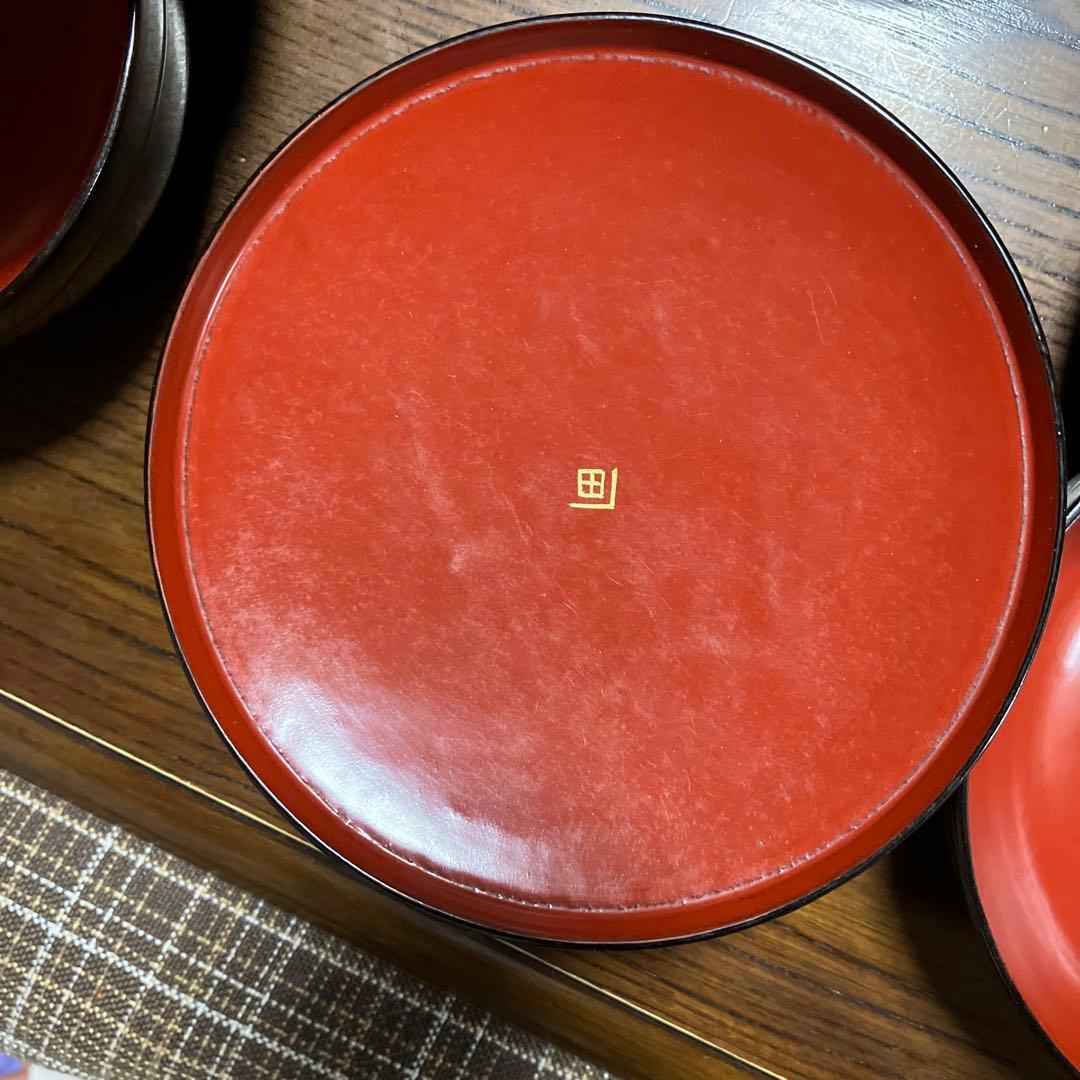 お椀のセット　推定明治　使用してるのか、未使用なのかは不明となります。