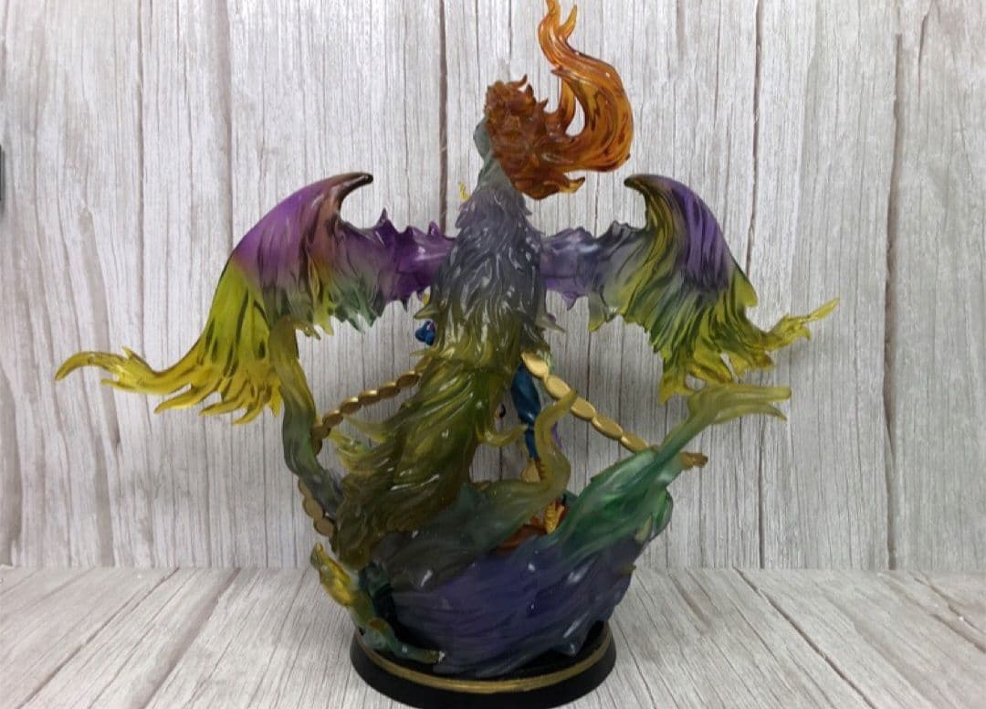 ワンピース 白ひげ海賊団 不死鳥 マルコ フィギュア ガレージキット