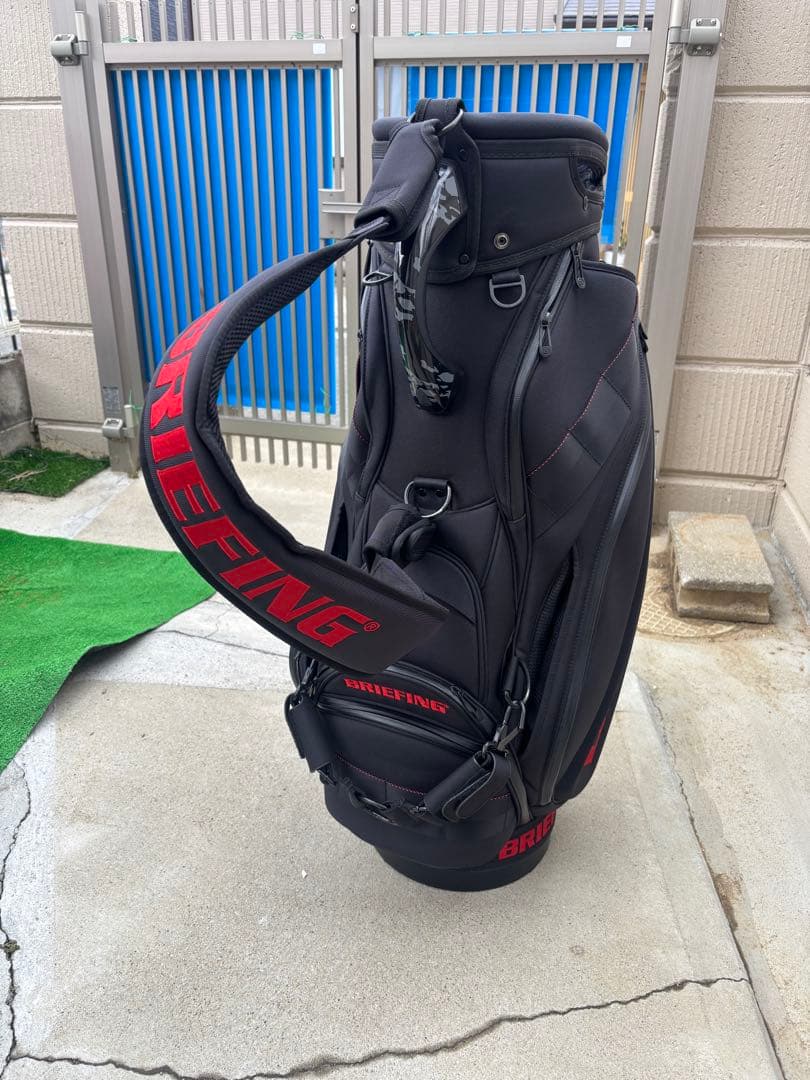 BRIEFING CR-3 美品　フ－ド付