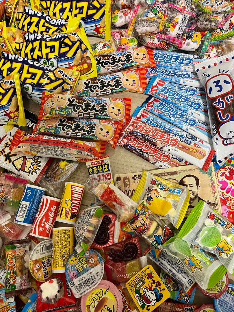 ❤️駄菓子お菓子 詰め合わせ 900個以上！！❤️大量❤️激安❤️1個あたり12円以下！
