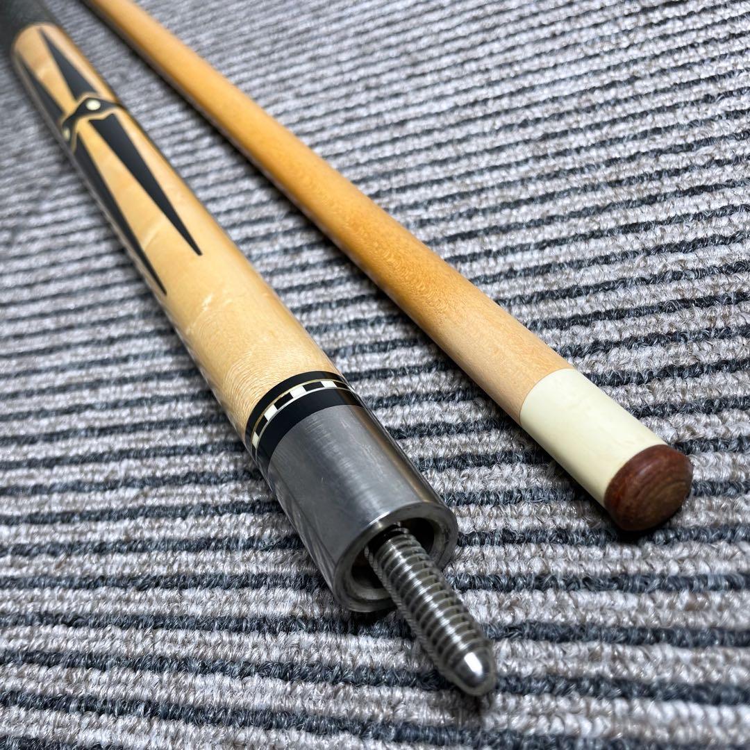 ADAM William ビリヤードキュー ケース付き