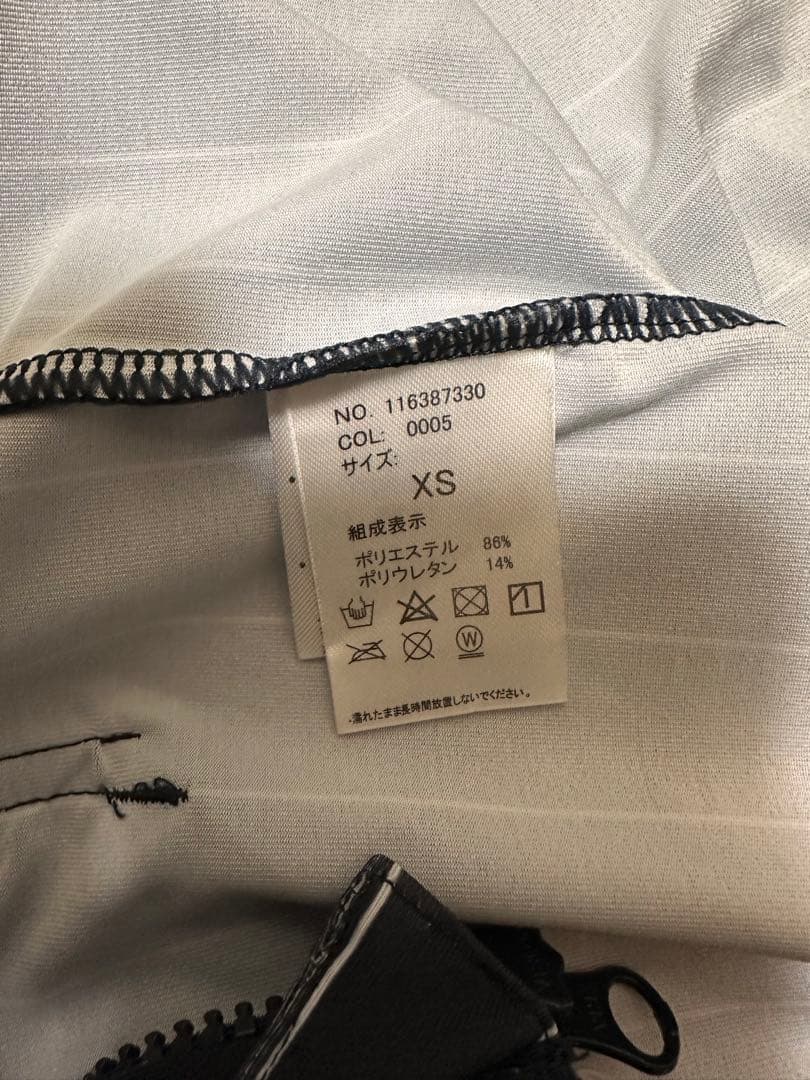 muta★ラッシュパーカー★XS