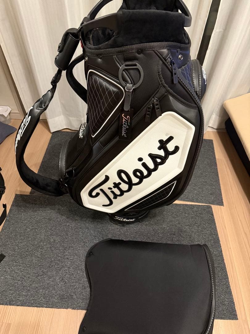 Titleist ツアーキャディバッグ　タイトリスト