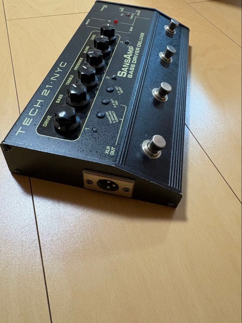 ベース SANSAMP BASS D DELUXE