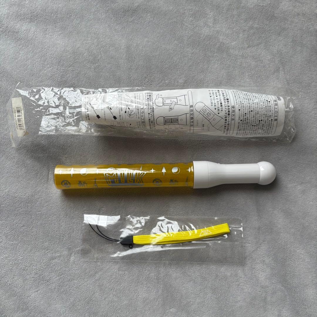 【最終値下げ】吉田仁人 ペンライト Treasure Treasure