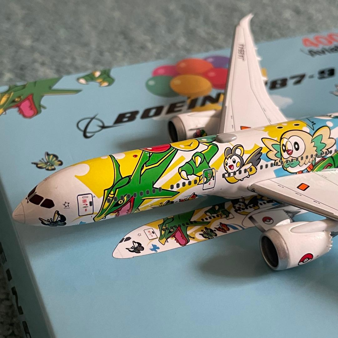 ANA 全日空 787-9 ポケモン ピカチュウジェット AV スタンドt付き