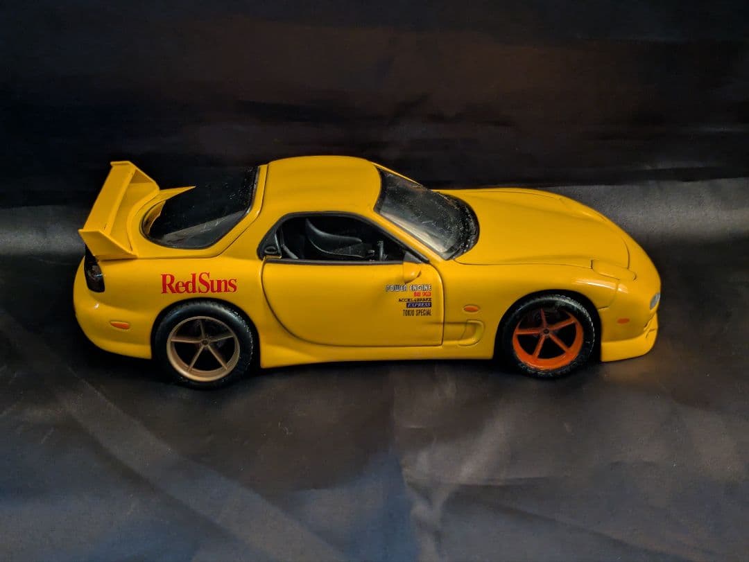 Jada Toys 1/24 マツダ RX-7 FD3S 頭文字D