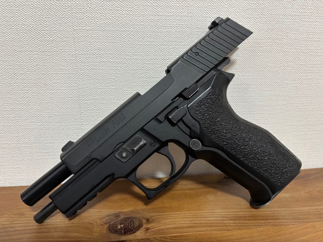 東京マルイ SIG SAUER P226 E2 ガスブロ