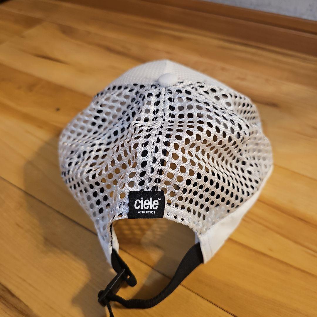 シエル　ciele 完売　メッシュキャップ ホワイト　ランニング