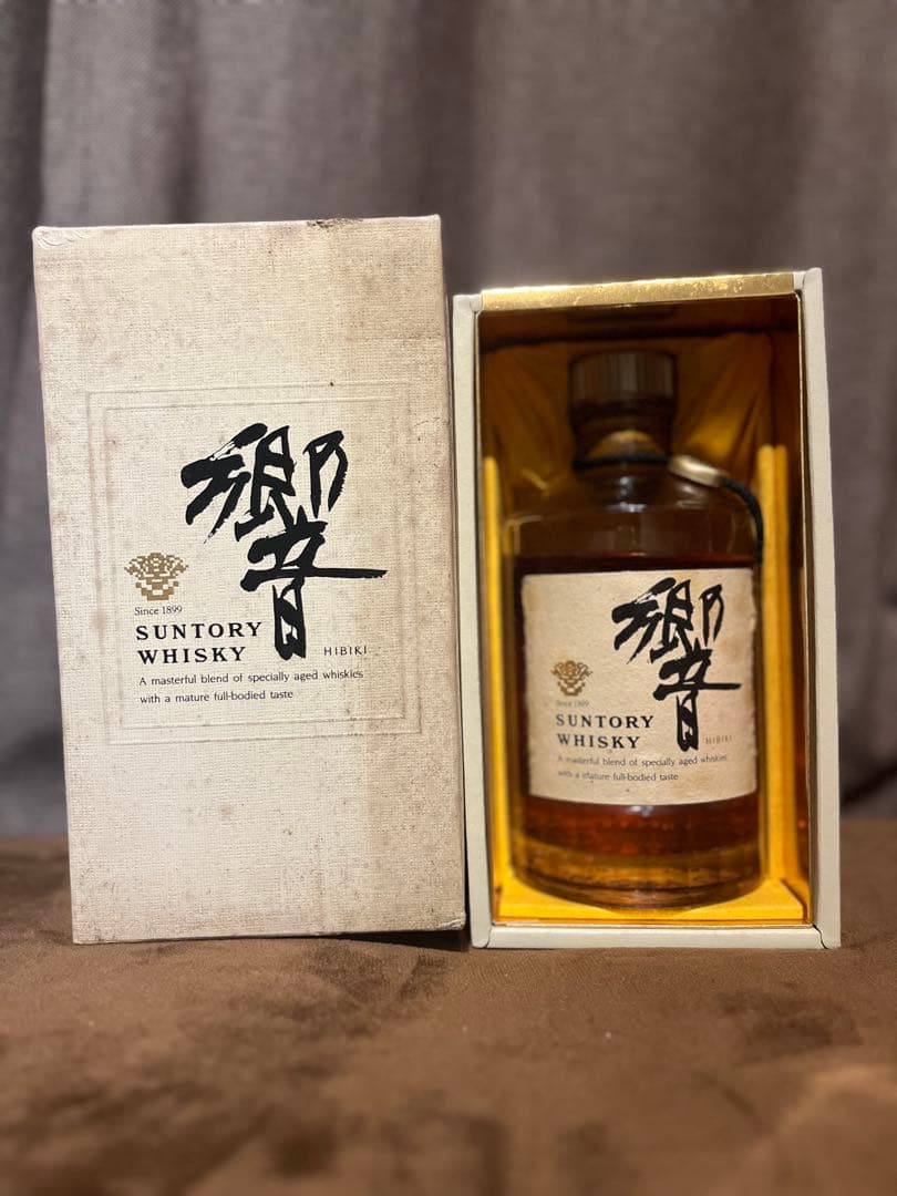SUNTORY HIBIKI響 1899年 ウイスキー700ml
