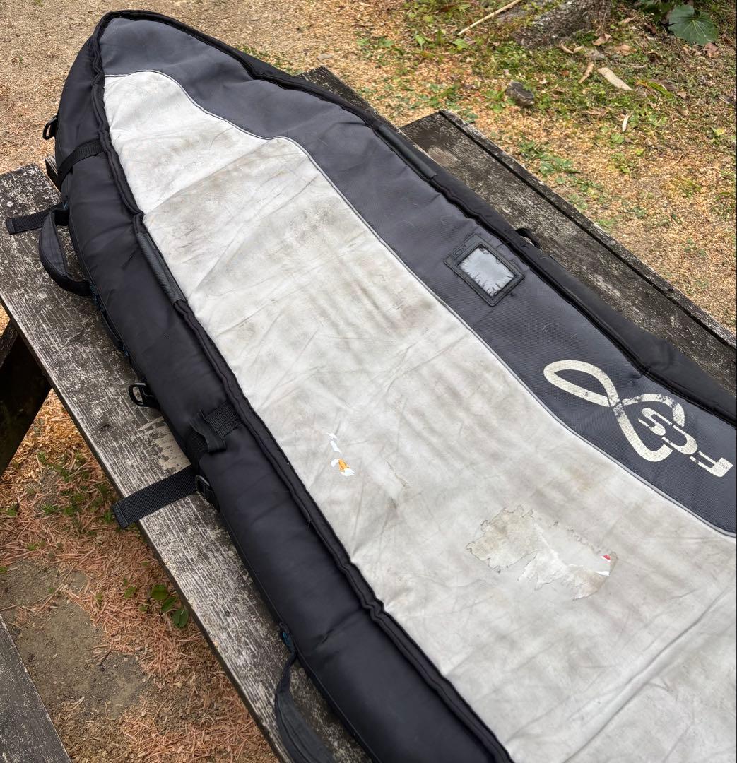 FCS サーフボードケース ホイール付き　中古