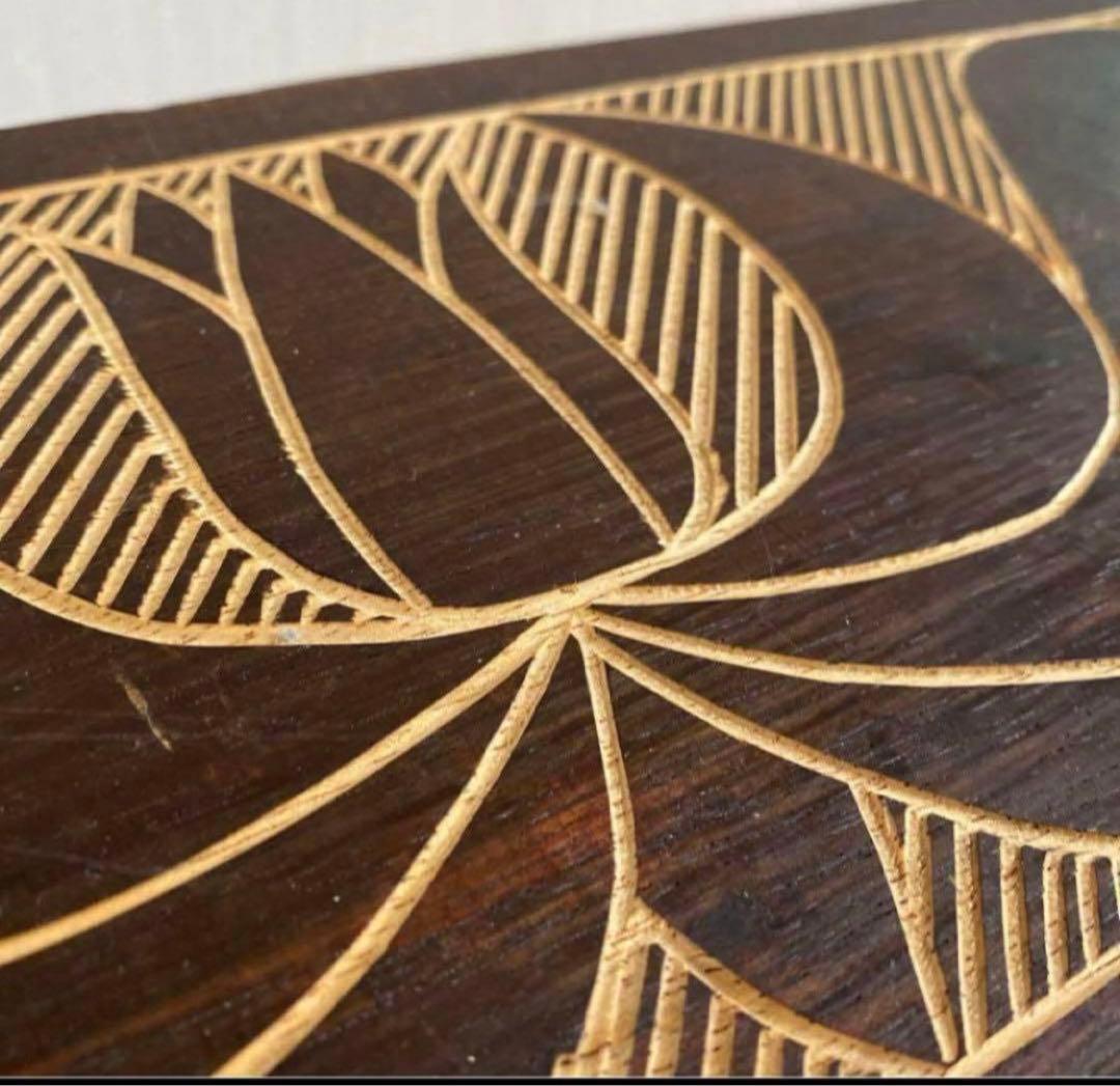 レトロアンティーク家具アジアン家具ディスプレイ棚木製家具ロータス蓮の花手彫り彫刻