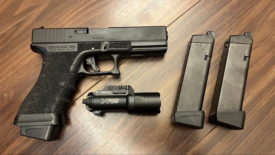 Glock 17 カスタム gen.3 X300Uレプリカ 東京マルイ