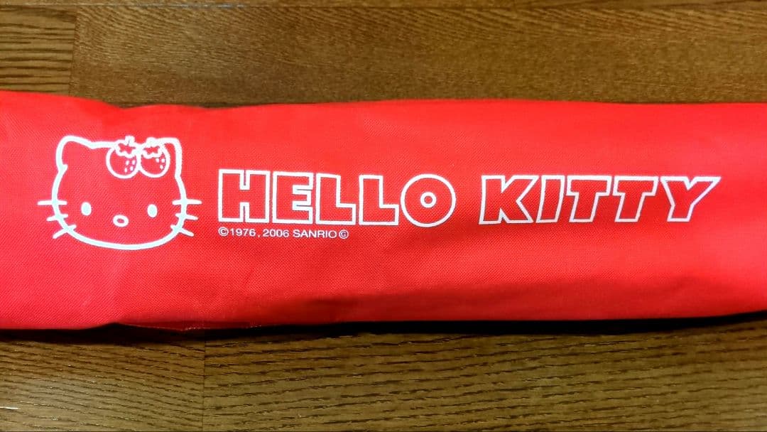 希少　平成レトロ　サンリオキティーちゃん 折りたたみチェア　収納ケース付き