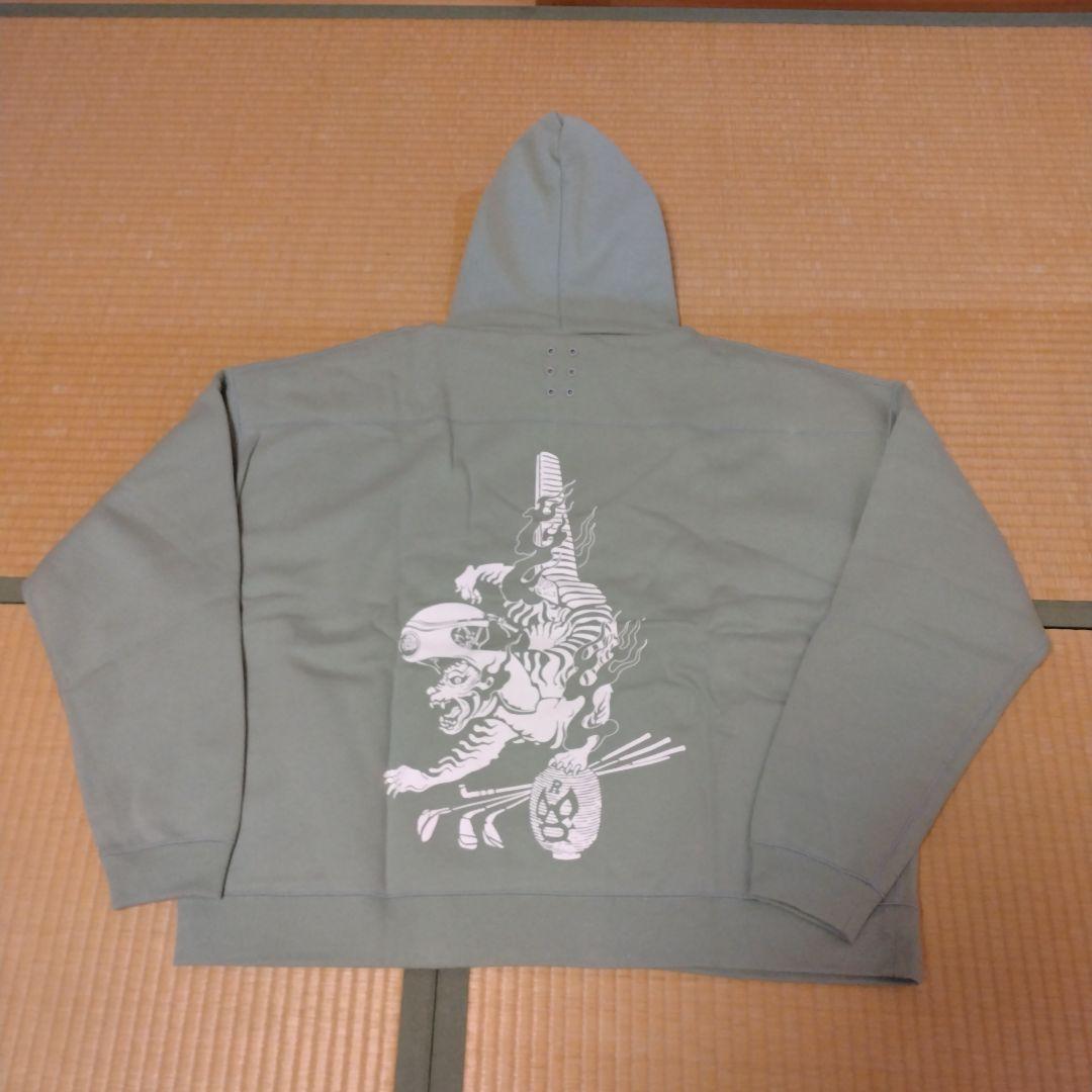 Russeluno フード付きパーカー